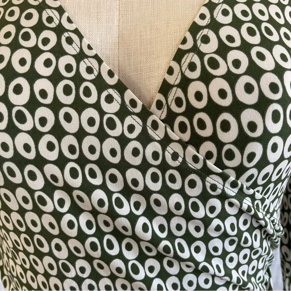 Donna Morgan Wrap Dress - Picture 3 of 4